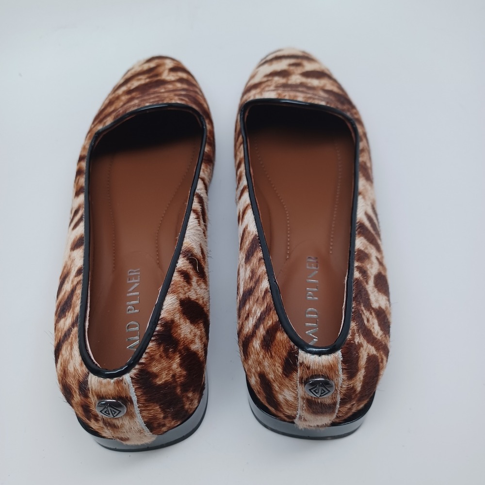 Donald Pliner Womens Leopard Calf Hair Reena Loafers Flats Brown Tan US 8.5 M - Picture 9 of 13